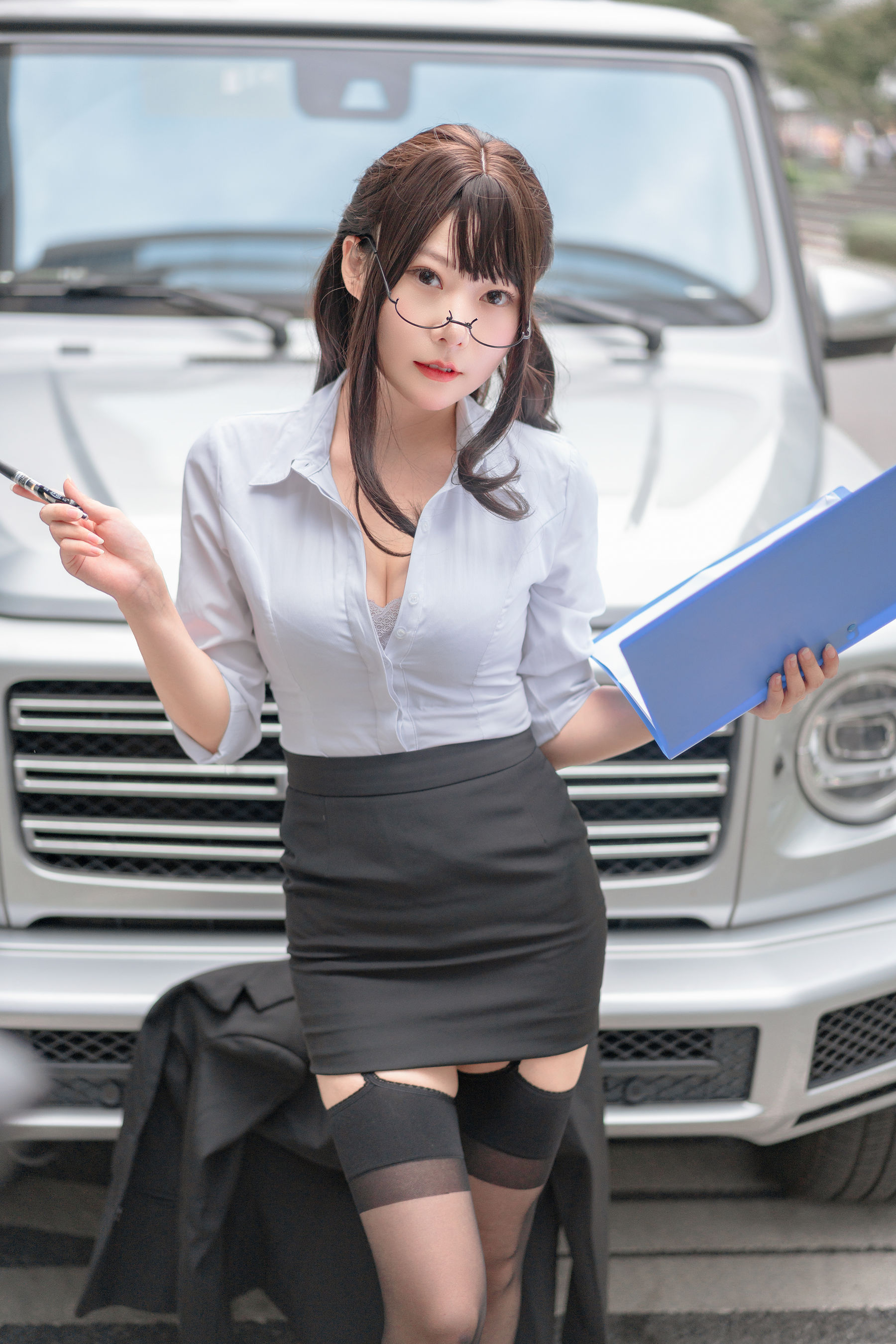 图片[3]Xiuren秀人写真高清美女套图写真下载-看套图[COSPLAY]香草喵露露 – 丝袜西装诱惑Xiuren秀人写真高清美女套图写真下载-看套图看套图