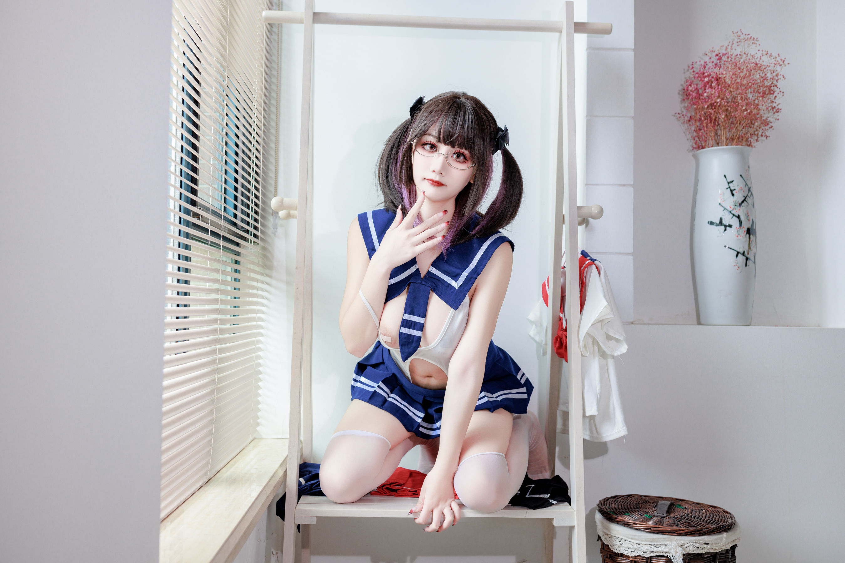 [COSPLAY]阿雪雪 – 连体水手服-看套图