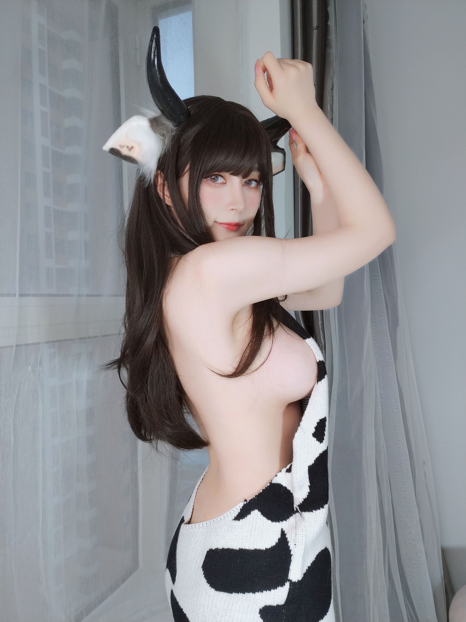 图片[2]-[COSPLAY] Coser小姐姐白银 – 可爱的奶牛-看套图