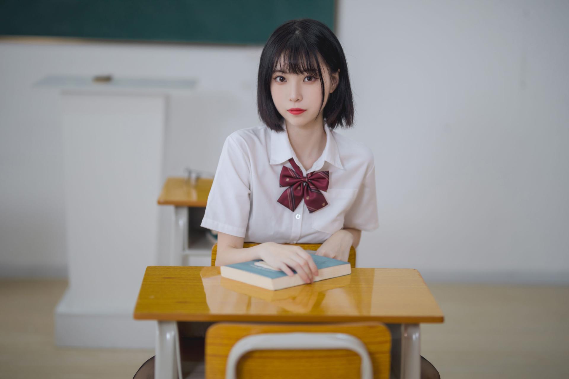 图片[3]-[COSPLAY]许岚 – 教室jk黑丝-看套图