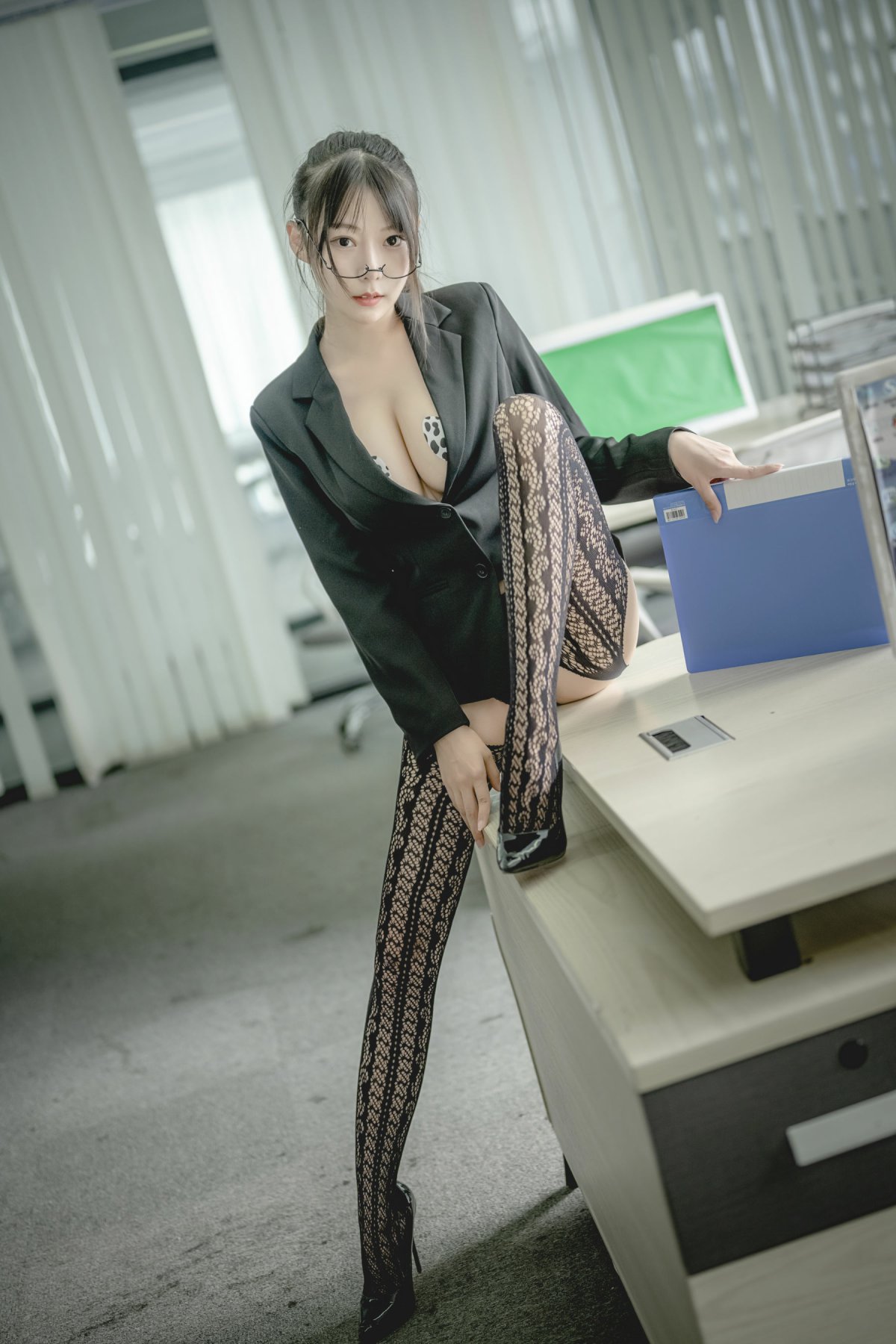 图片[4]-[COSPLAY]香草喵露露 – 黑色西装-看套图