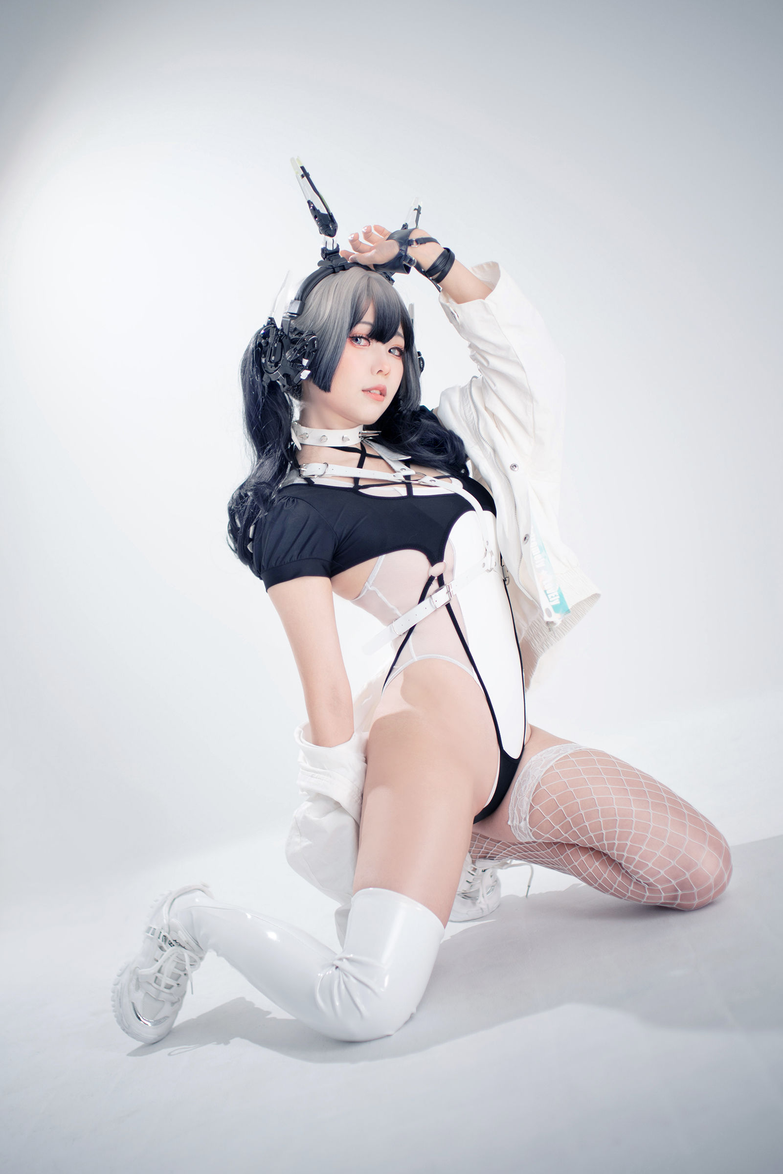 图片[2]-[COSPLAY] Ely_eee(ElyEE子) – Cyber Girl BLANCHE 賽博少女-看套图