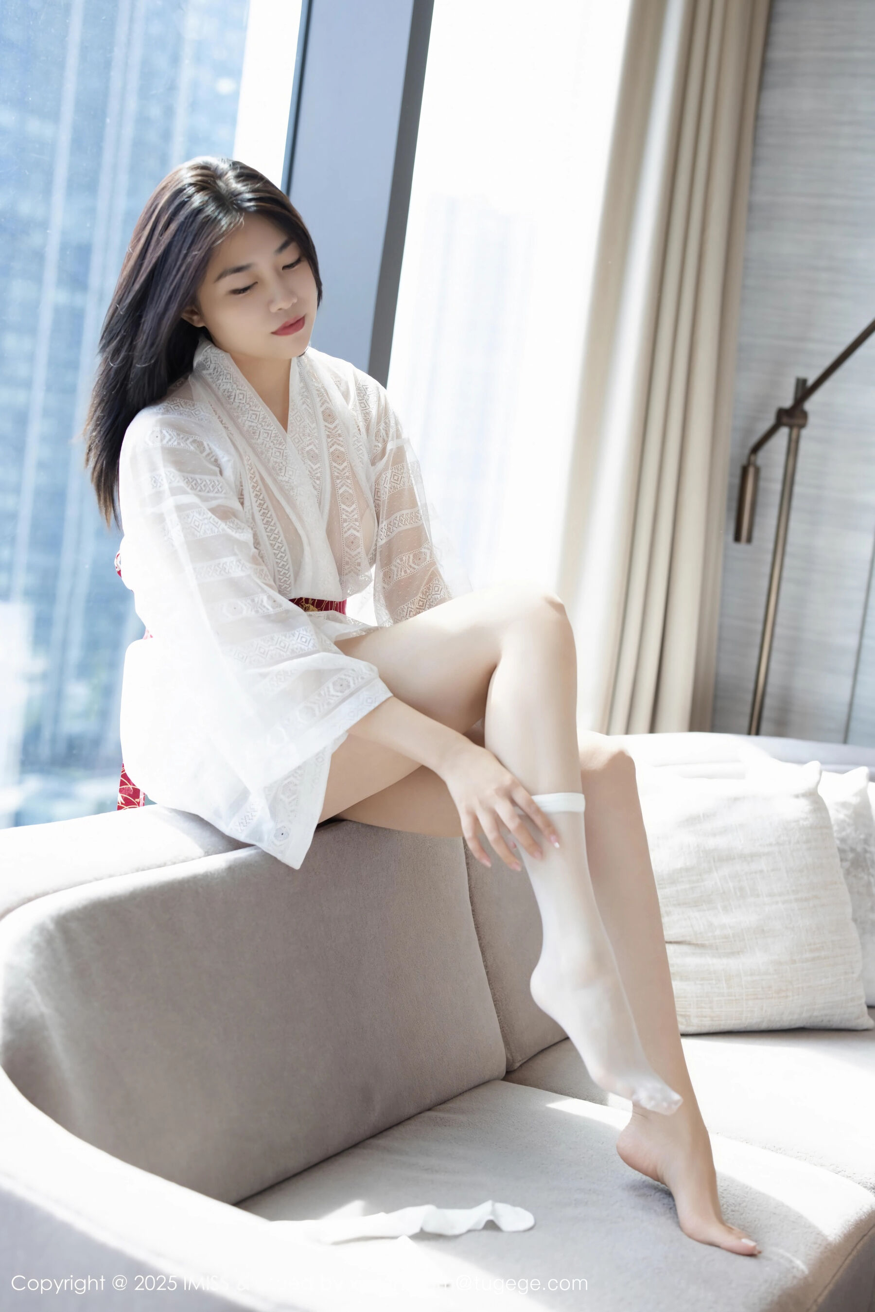 图片[1]Xiuren秀人写真高清美女套图写真下载-看套图[IMISS爱蜜社] VOL.798 许诺Sabrina 白色丝袜Xiuren秀人写真高清美女套图写真下载-看套图看套图