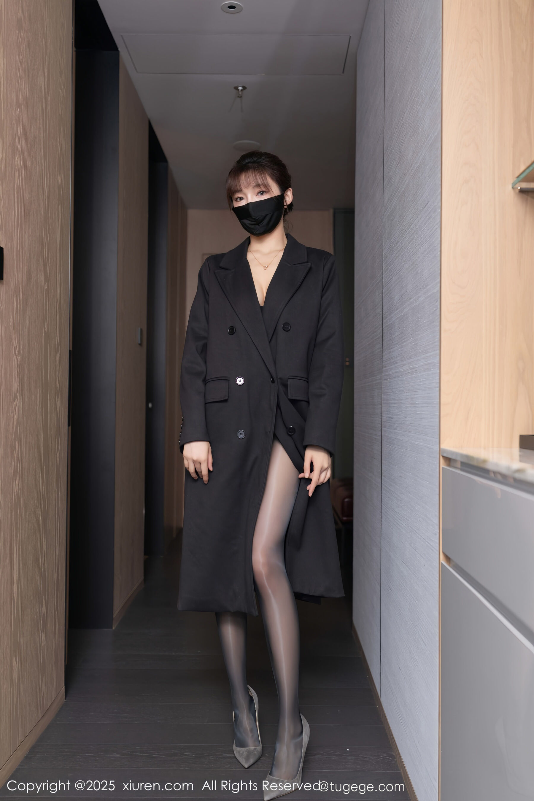 图片[1]-[XiuRen秀人网] 陆萱萱 No.10880-看套图