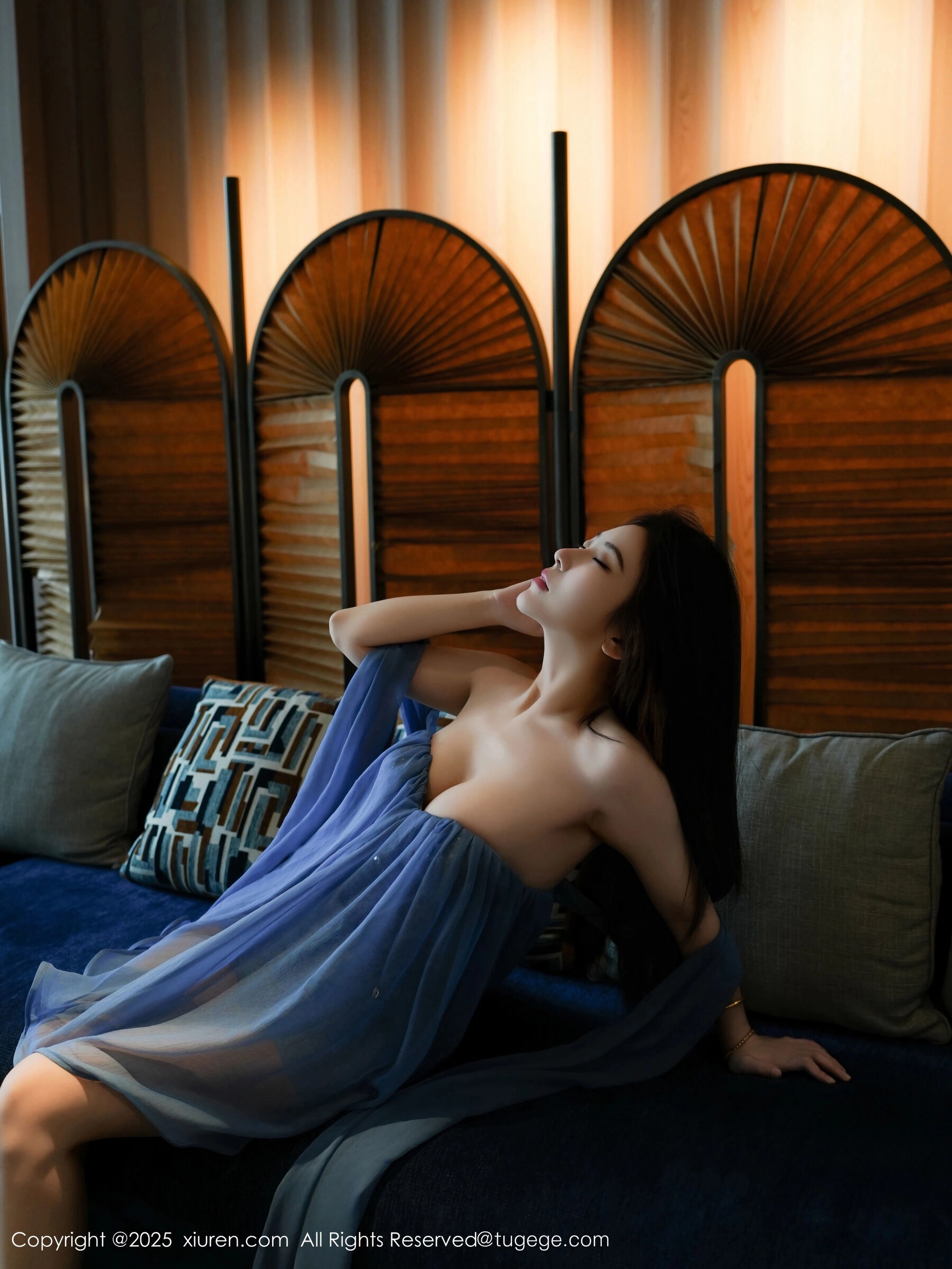 [XiuRen秀人网] 烧烧小桃 Vol.10988Xiuren秀人写真高清美女套图写真下载-看套图看套图