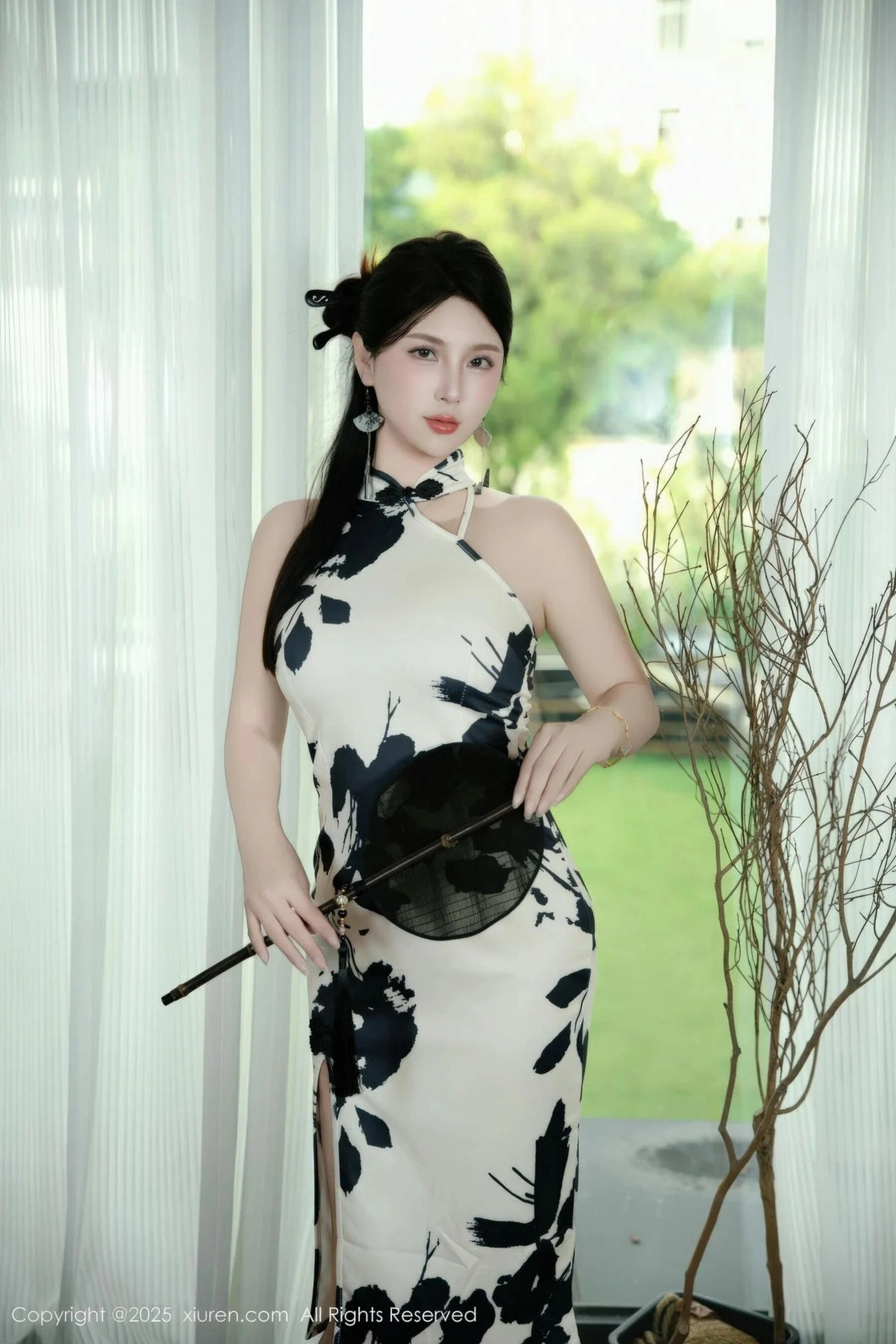 图片[1]Xiuren秀人写真高清美女套图写真下载-看套图[XiuRen秀人网] 小蛮妖Yummy Vol.10989Xiuren秀人写真高清美女套图写真下载-看套图看套图