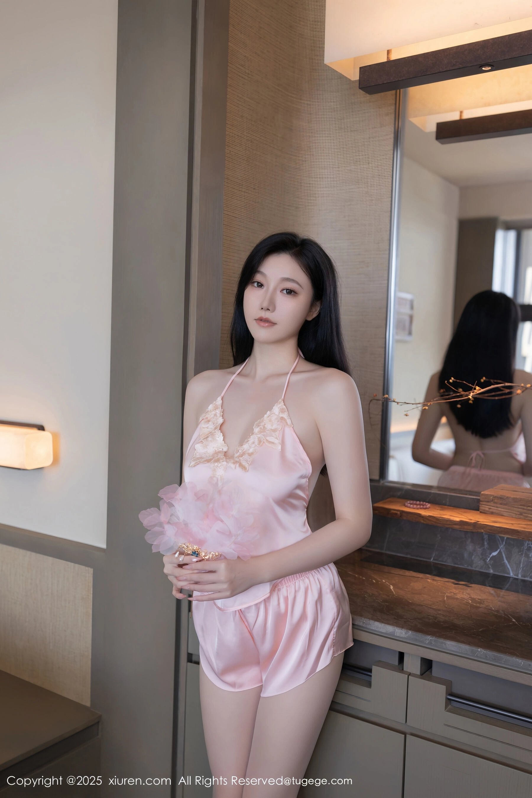 图片[5]Xiuren秀人写真高清美女套图写真下载-看套图[XiuRen秀人网] 安然anran Vol.11002Xiuren秀人写真高清美女套图写真下载-看套图看套图