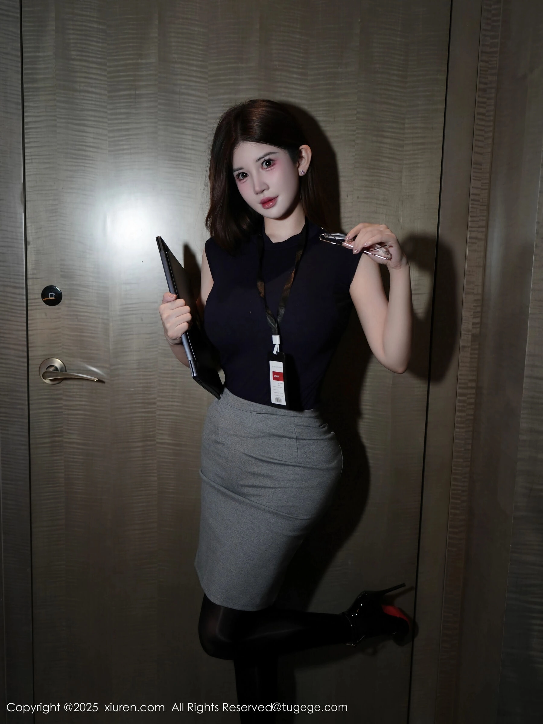 [XiuRen秀人网] 苏甜橙子 Vol.11023-看套图