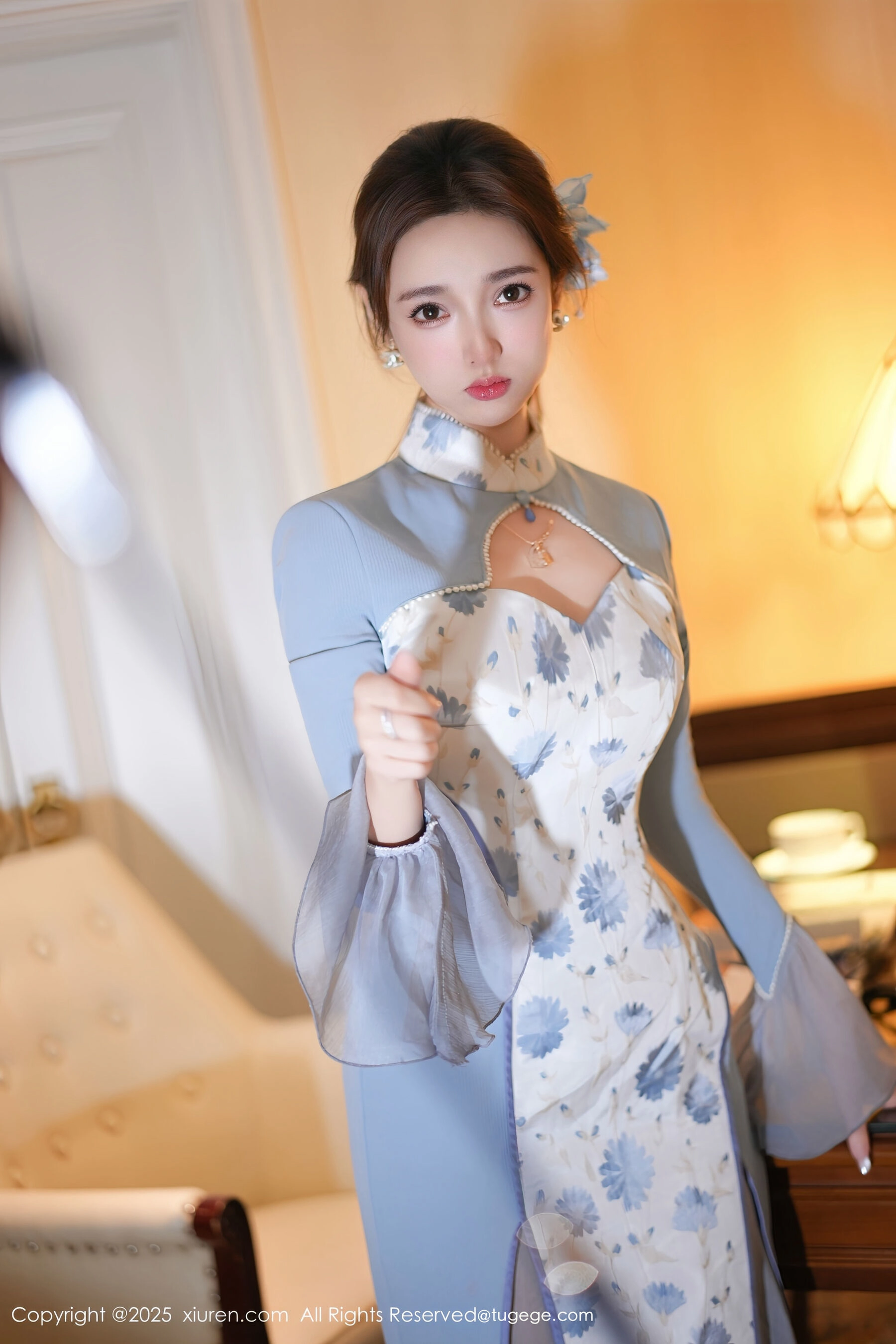 [XiuRen秀人网] Twins 桃桃 Vol.11033-看套图