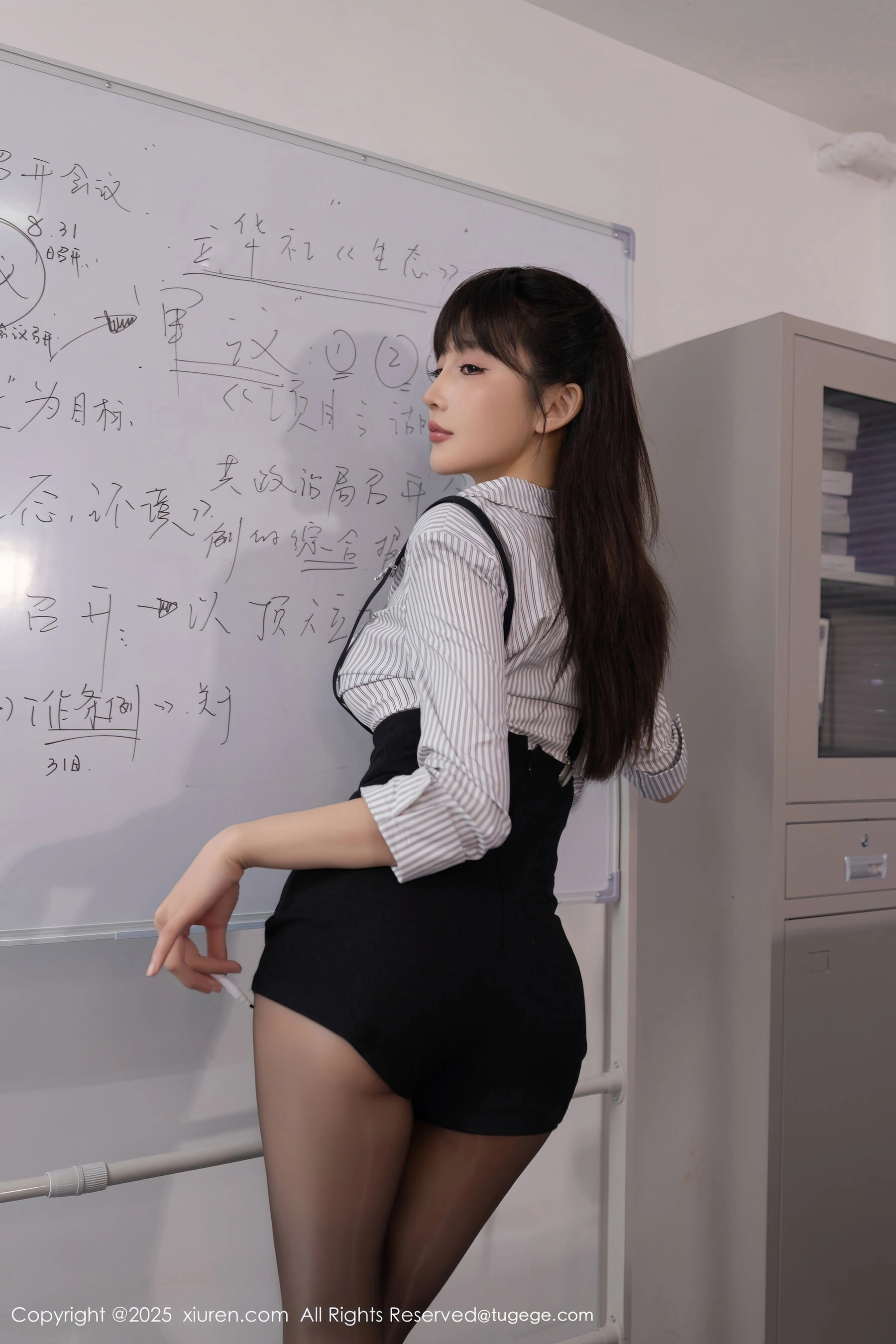 [XiuRen秀人网] 陆萱萱 Vol.11070-看套图