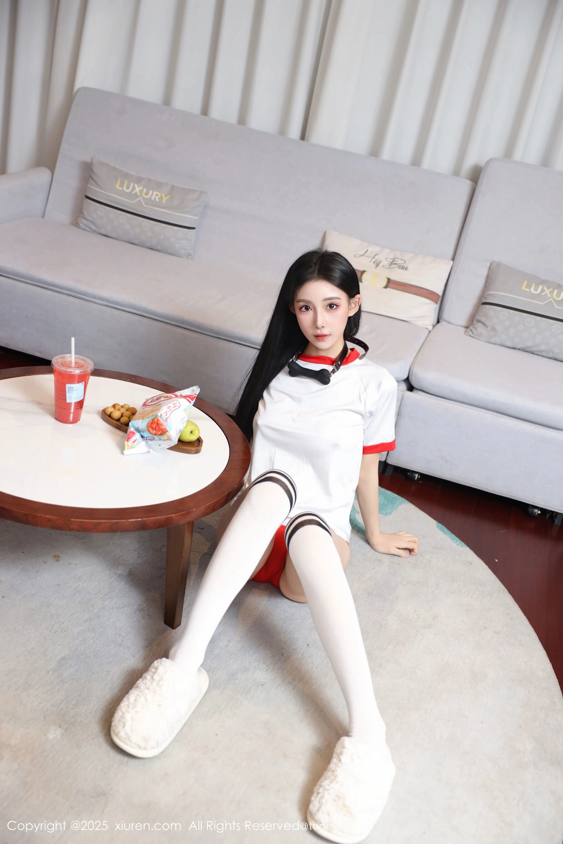 [XiuRen秀人网] 许微微呀 Vol.11110Xiuren秀人写真高清美女套图写真下载-看套图看套图