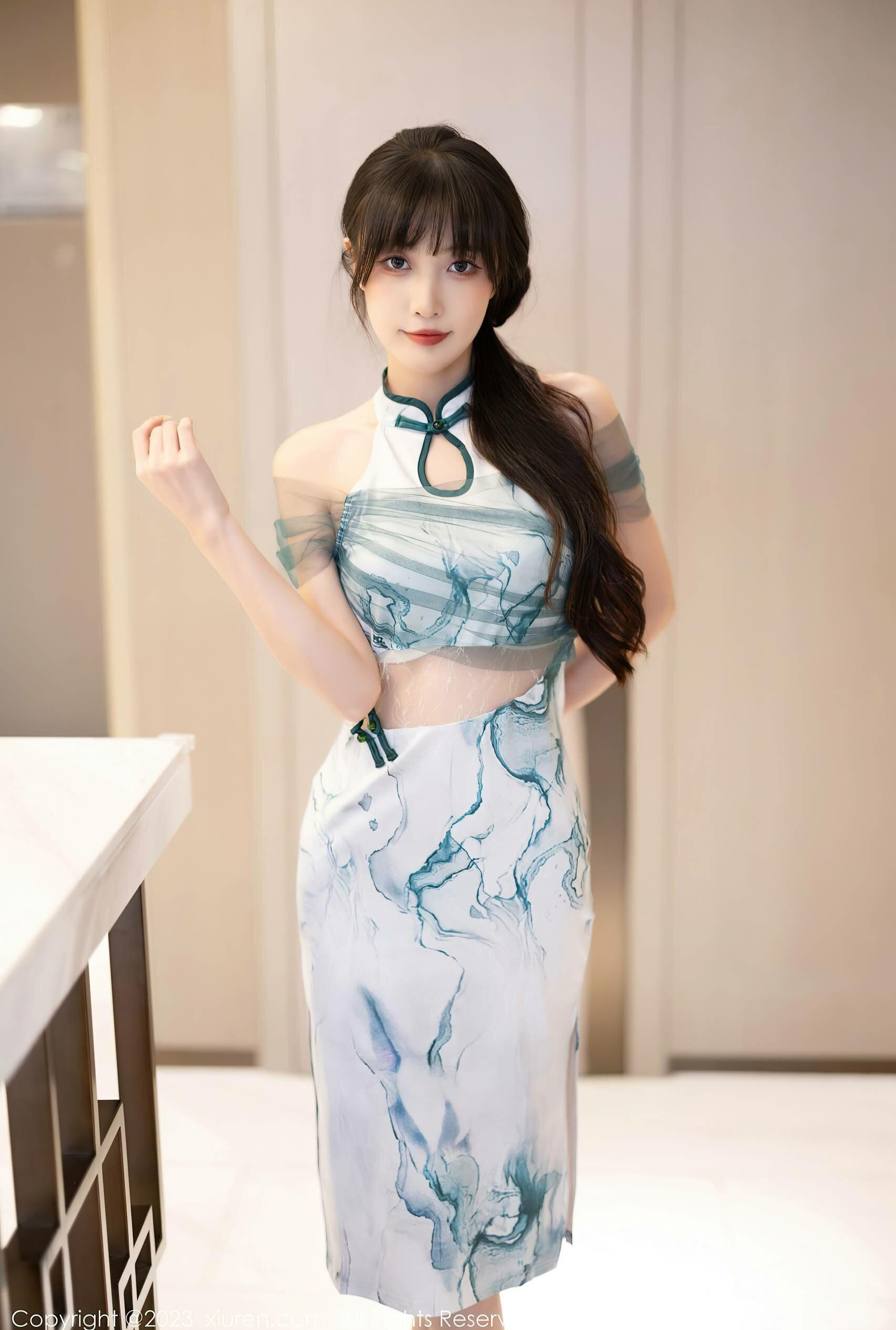 图片[2]Xiuren秀人写真高清美女套图写真下载-看套图[XiuRen秀人网] No.7605 林星阑 旗袍美腿Xiuren秀人写真高清美女套图写真下载-看套图看套图