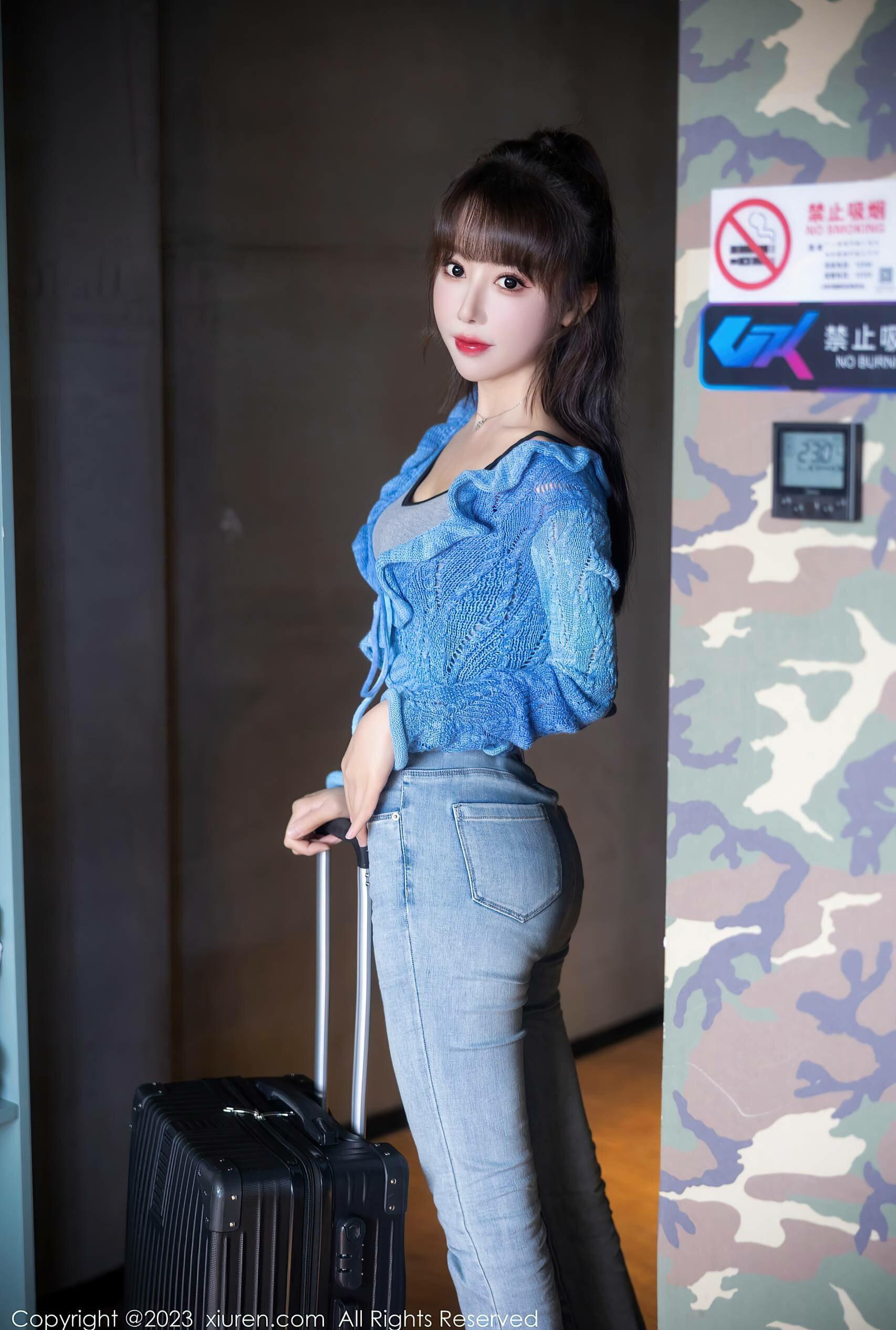 图片[2]Xiuren秀人写真高清美女套图写真下载-看套图[XiuRen秀人网] No.7540 白笑笑 牛仔裤美腿Xiuren秀人写真高清美女套图写真下载-看套图看套图