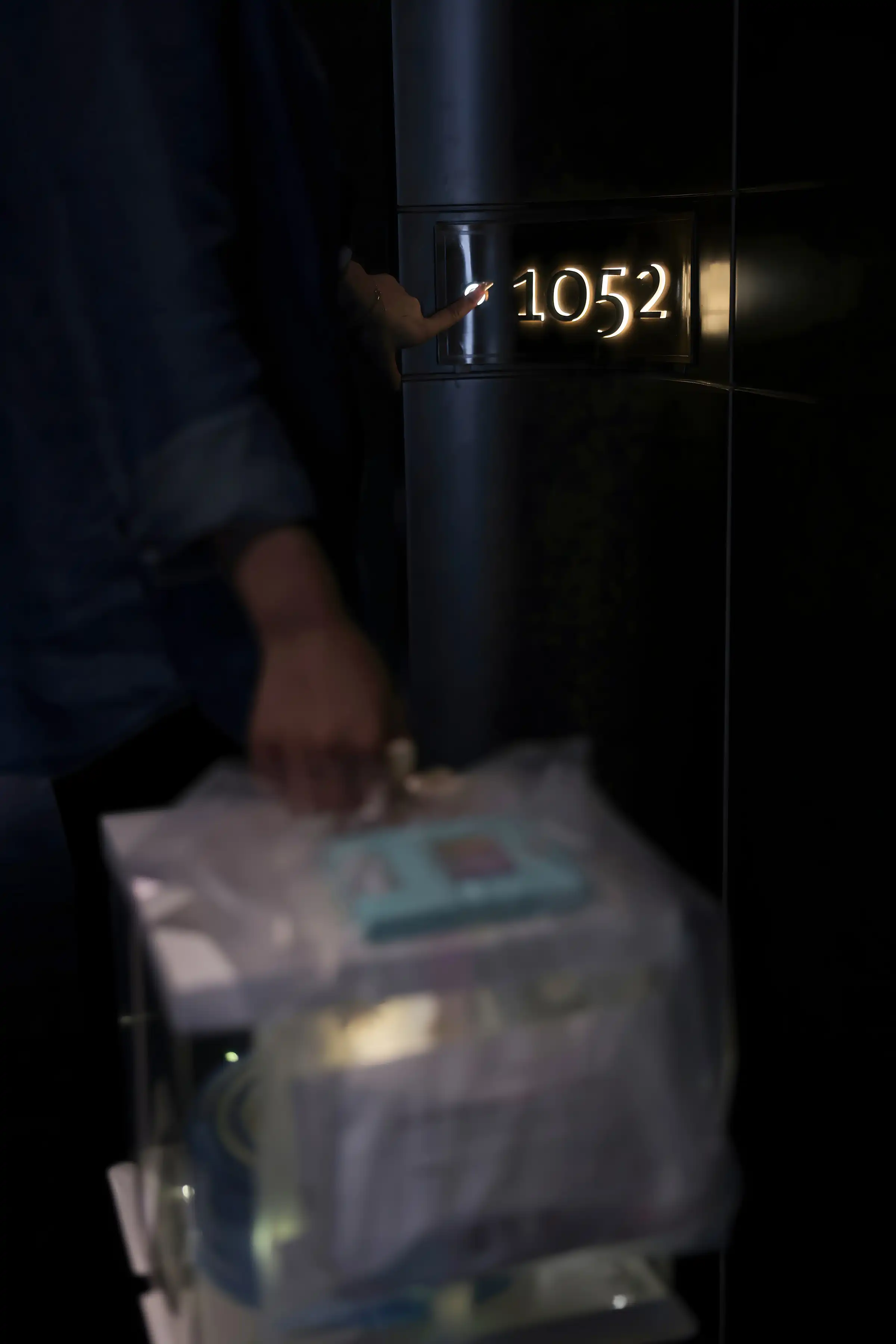 [XiuRen秀人网]FW0224 秀人番外 谢小蒽(幼幼) - 生日聚会 主题写真 [115P]Xiuren秀人写真高清美女套图写真下载-看套图看套图