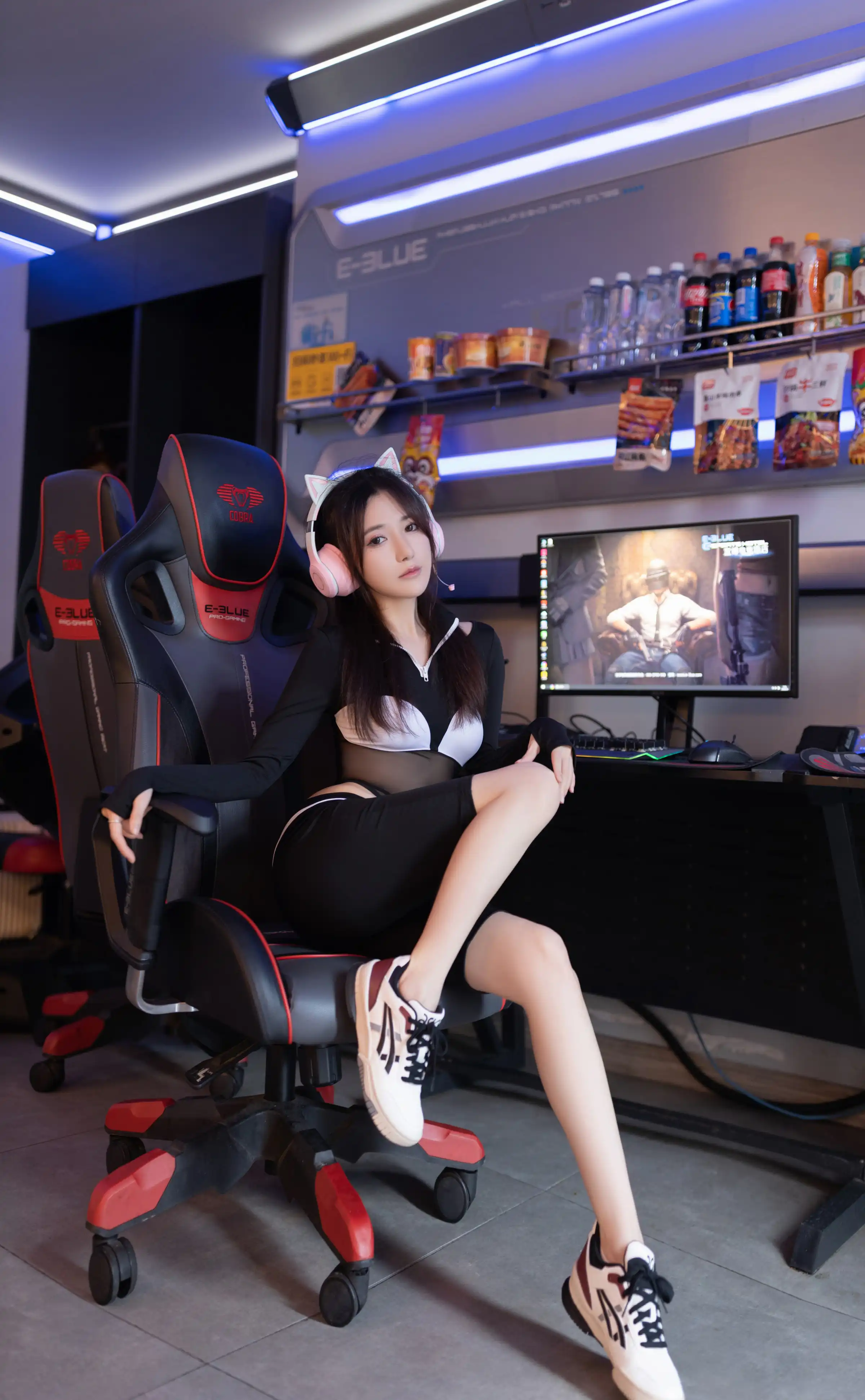 [XiuRen秀人网]FW0182 秀人番外 鱼子酱Fish - 《电竞少女》主题写真 [120P]Xiuren秀人写真高清美女套图写真下载-看套图看套图