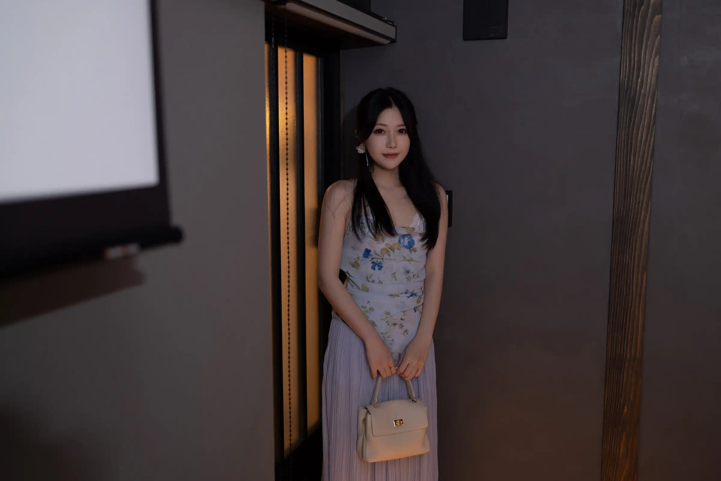[XiuRen秀人网]FW0234 秀人番外 鱼子酱Fish -《她的体香》 主题写真 [140P]Xiuren秀人写真高清美女套图写真下载-看套图看套图