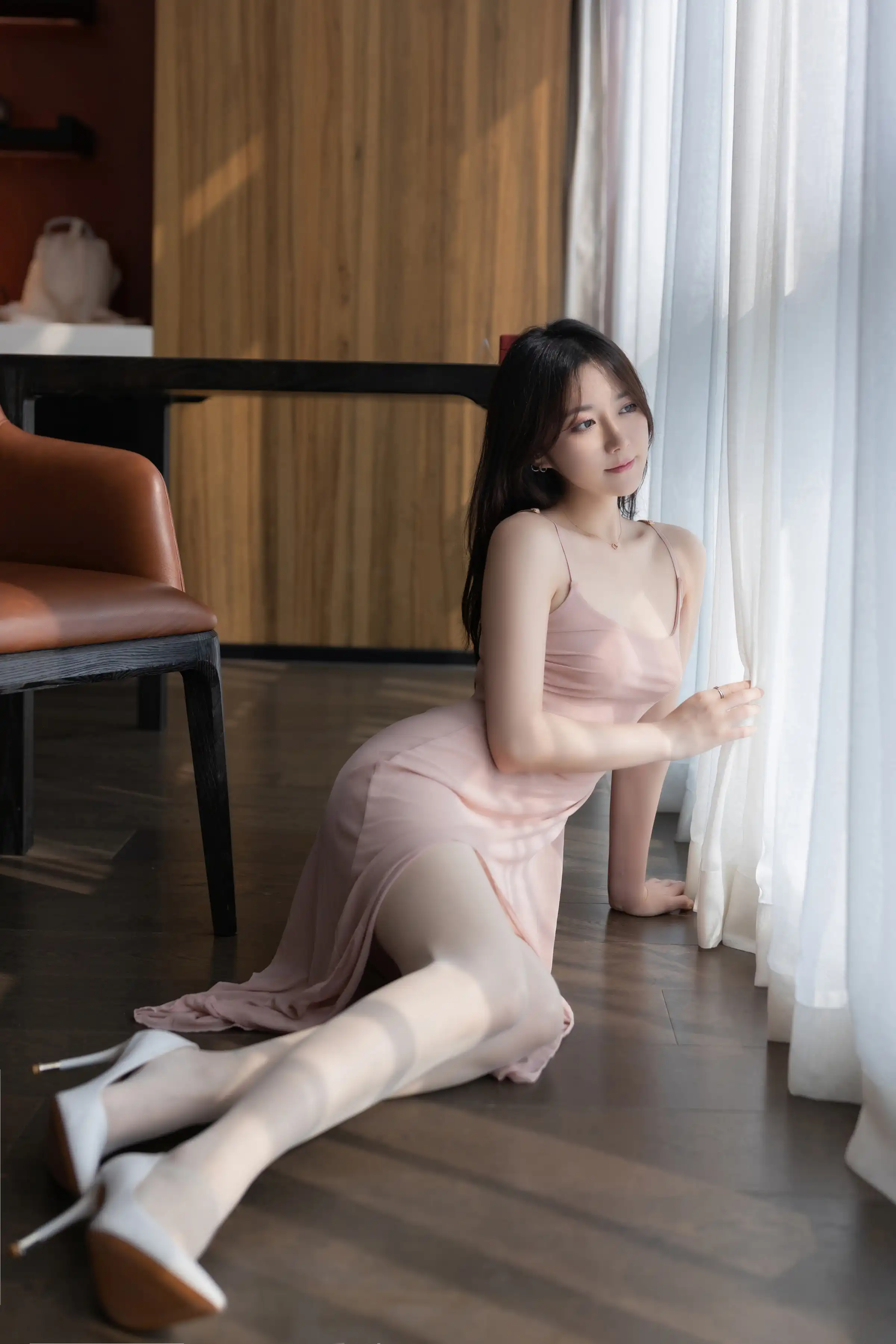 [XiuRen秀人网]FW0192 秀人番外 鱼子酱Fish - 《桃粉》 主题写真 [130P]Xiuren秀人写真高清美女套图写真下载-看套图看套图