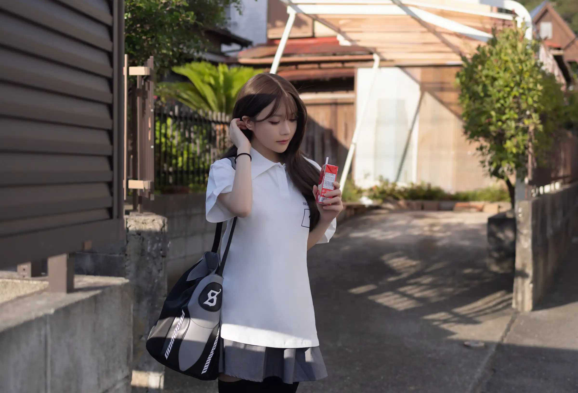 [XiuRen秀人网]FW0202 秀人番外 鱼子酱Fish - 《民宿房东》 主题写真 [145P]Xiuren秀人写真高清美女套图写真下载-看套图看套图