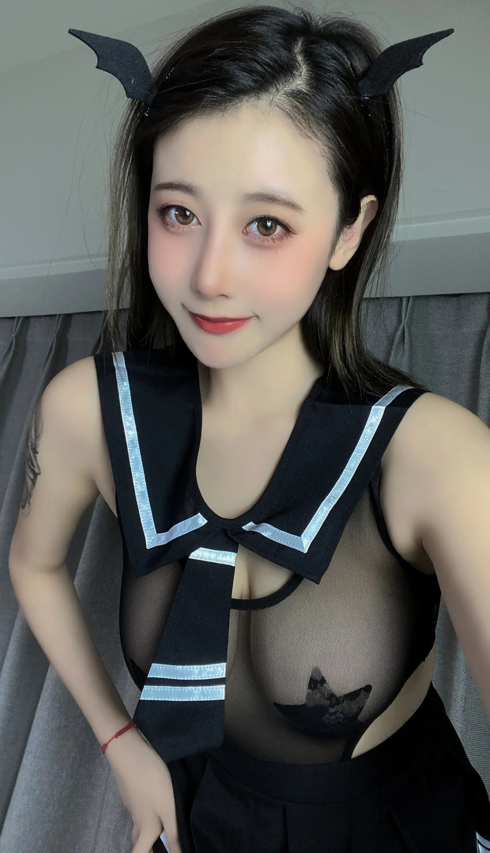 Coser美女奈汐酱NiceNo.055 &ndash; 特惠本 星星蕾丝 主题写真 [39P]Xiuren秀人写真高清美女套图写真下载-看套图看套图