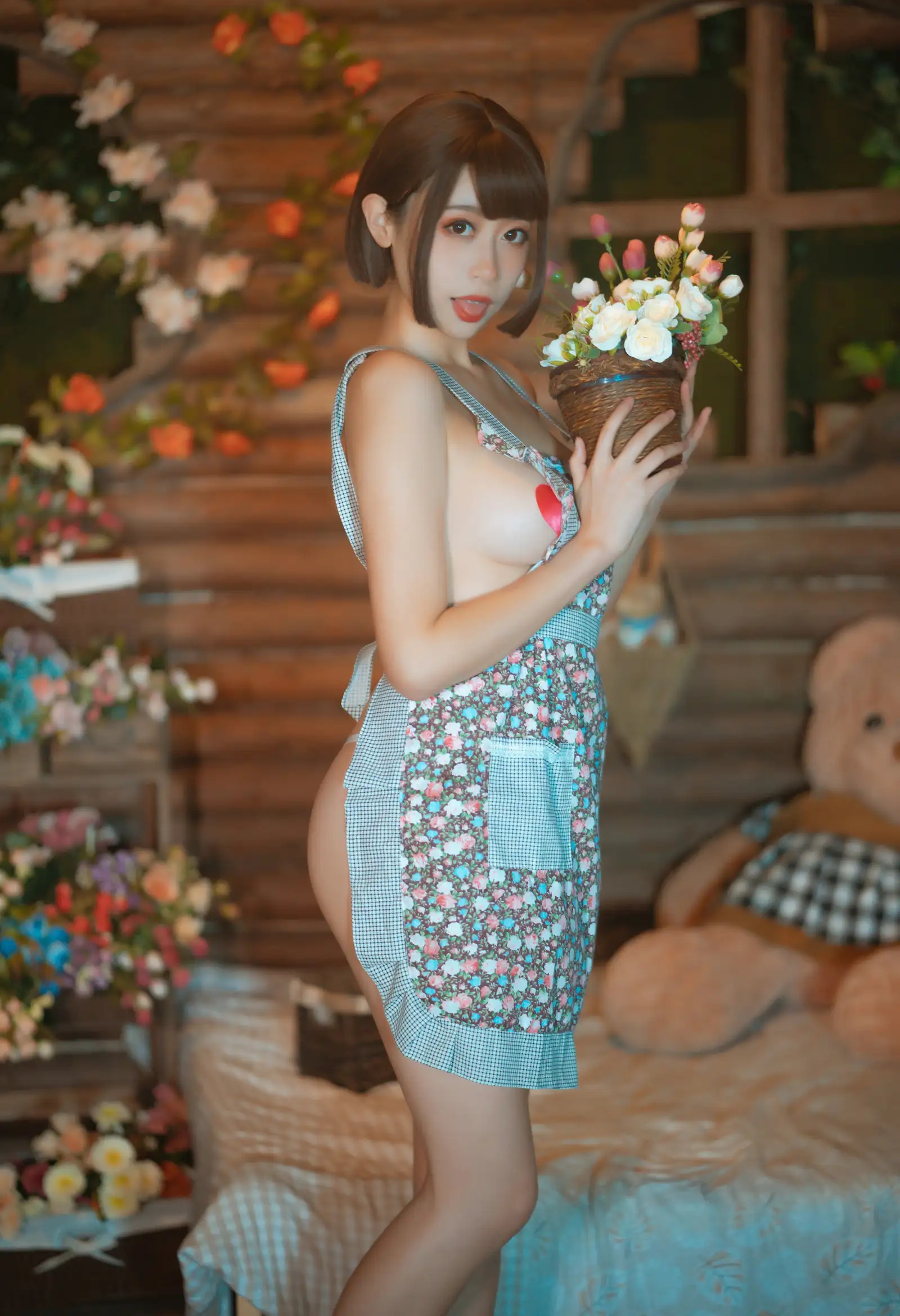 Coser美女奈汐酱NiceNo.002 &ndash; 老板娘2 勤劳的老板娘 主题写真 [25P]Xiuren秀人写真高清美女套图写真下载-看套图看套图