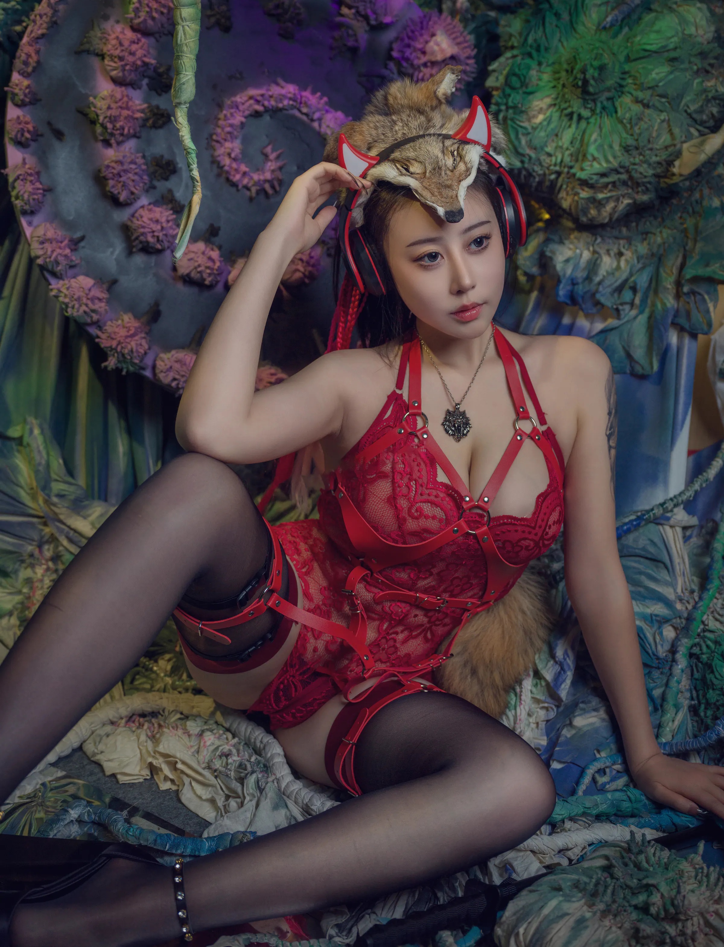Coser美女奈汐酱Nice_No.139 &ndash; 猎狼女 主题写真 [47P]Xiuren秀人写真高清美女套图写真下载-看套图看套图