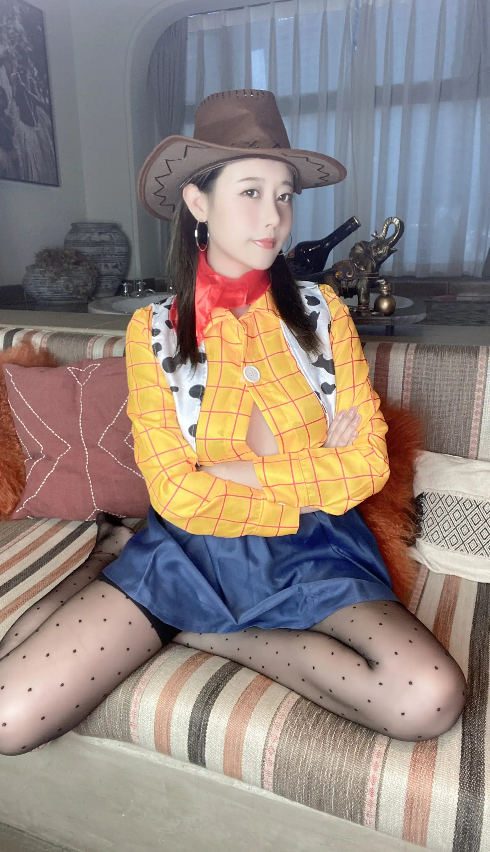 Coser美女奈汐酱NiceNo.050 &ndash; 25号自拍本 胡迪 主题写真 [50P]Xiuren秀人写真高清美女套图写真下载-看套图看套图