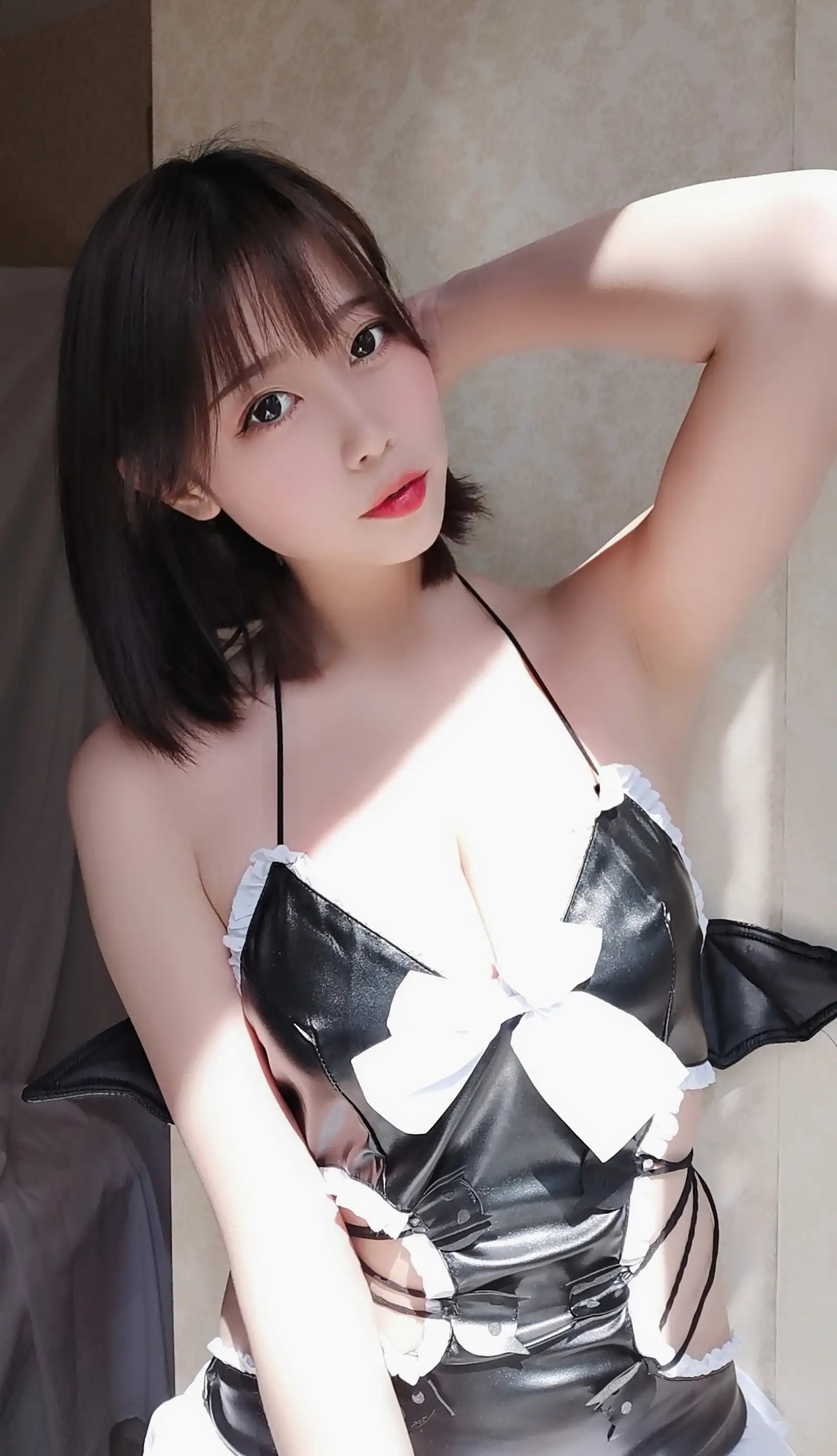 Coser美女奈汐酱NiceNo.019 &ndash; 自拍本 可可乐乐 主题写真 [90P]Xiuren秀人写真高清美女套图写真下载-看套图看套图