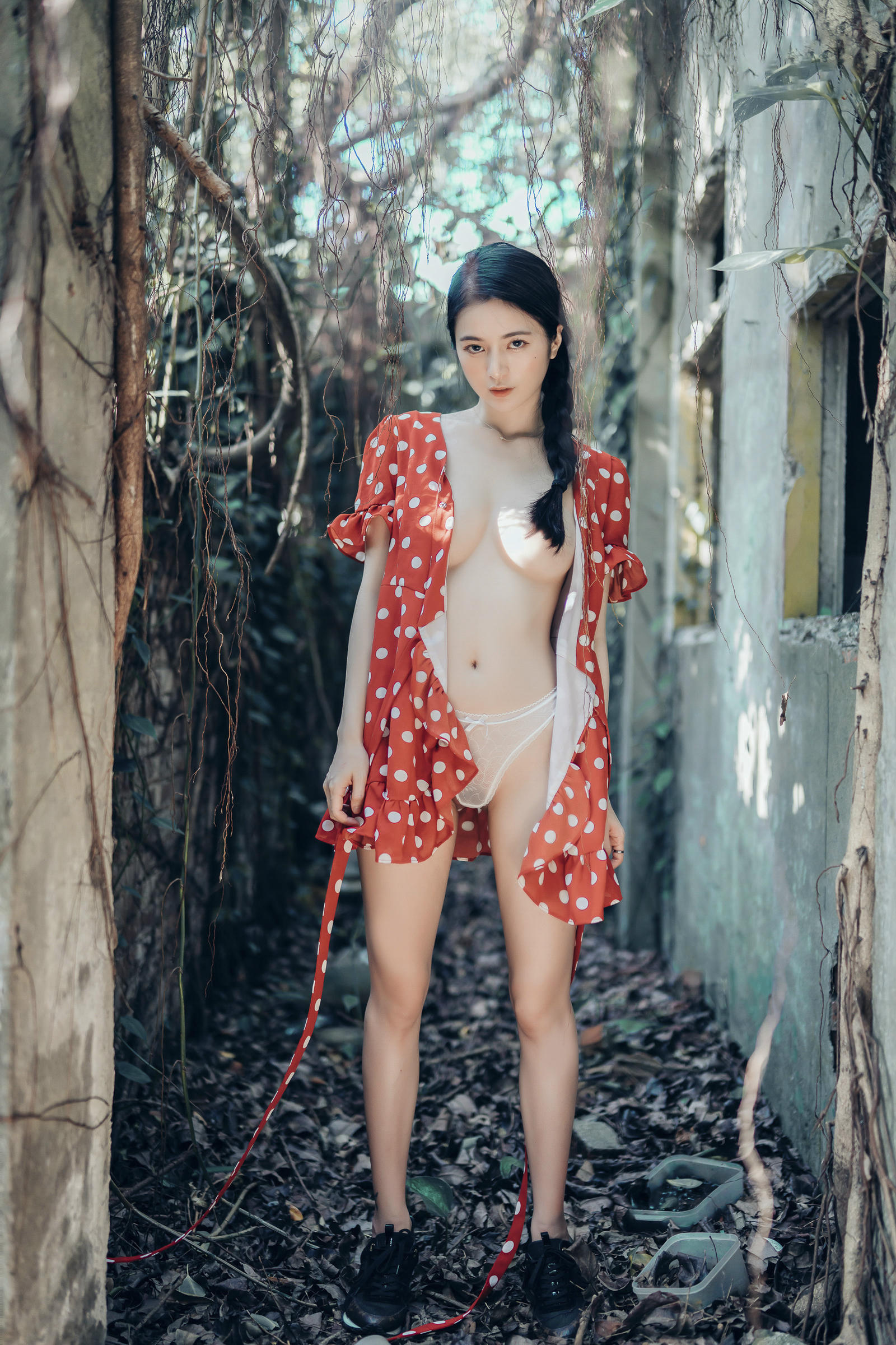 图片[1]-辰辰ChenChen – NO.004《野外初体验》-看套图