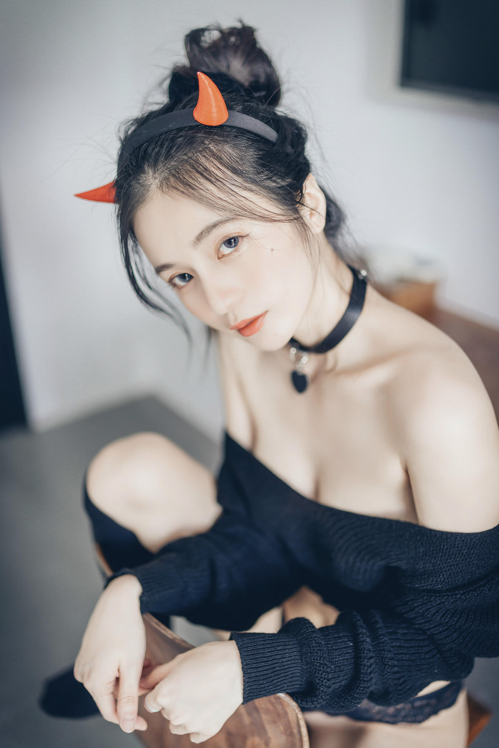 图片[1]-辰辰ChenChen – NO.002《小恶魔》-看套图