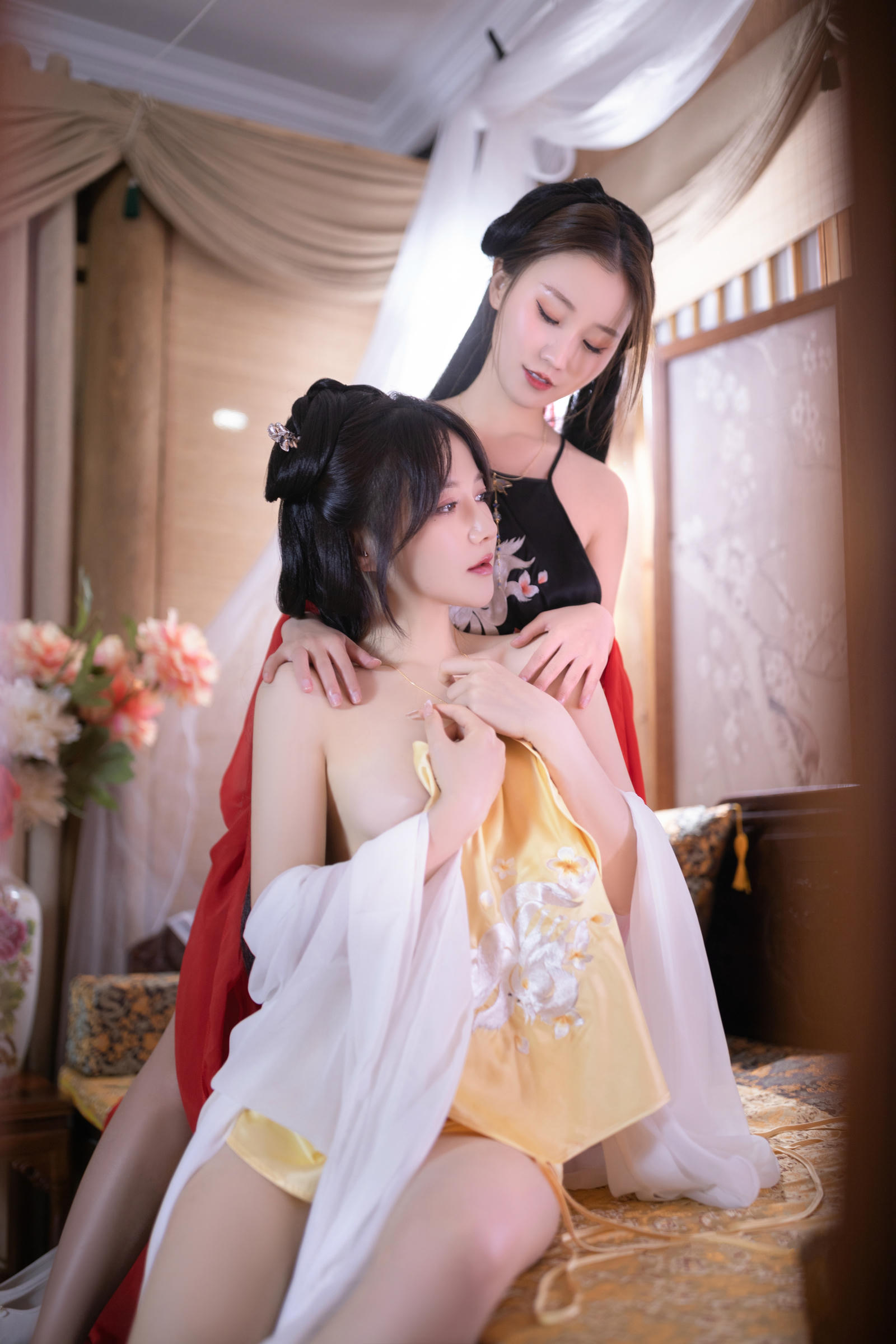 图片[3]Xiuren秀人写真高清美女套图写真下载-看套图鱼子酱Fish 内购原版- NO.037 情欲百合Xiuren秀人写真高清美女套图写真下载-看套图看套图