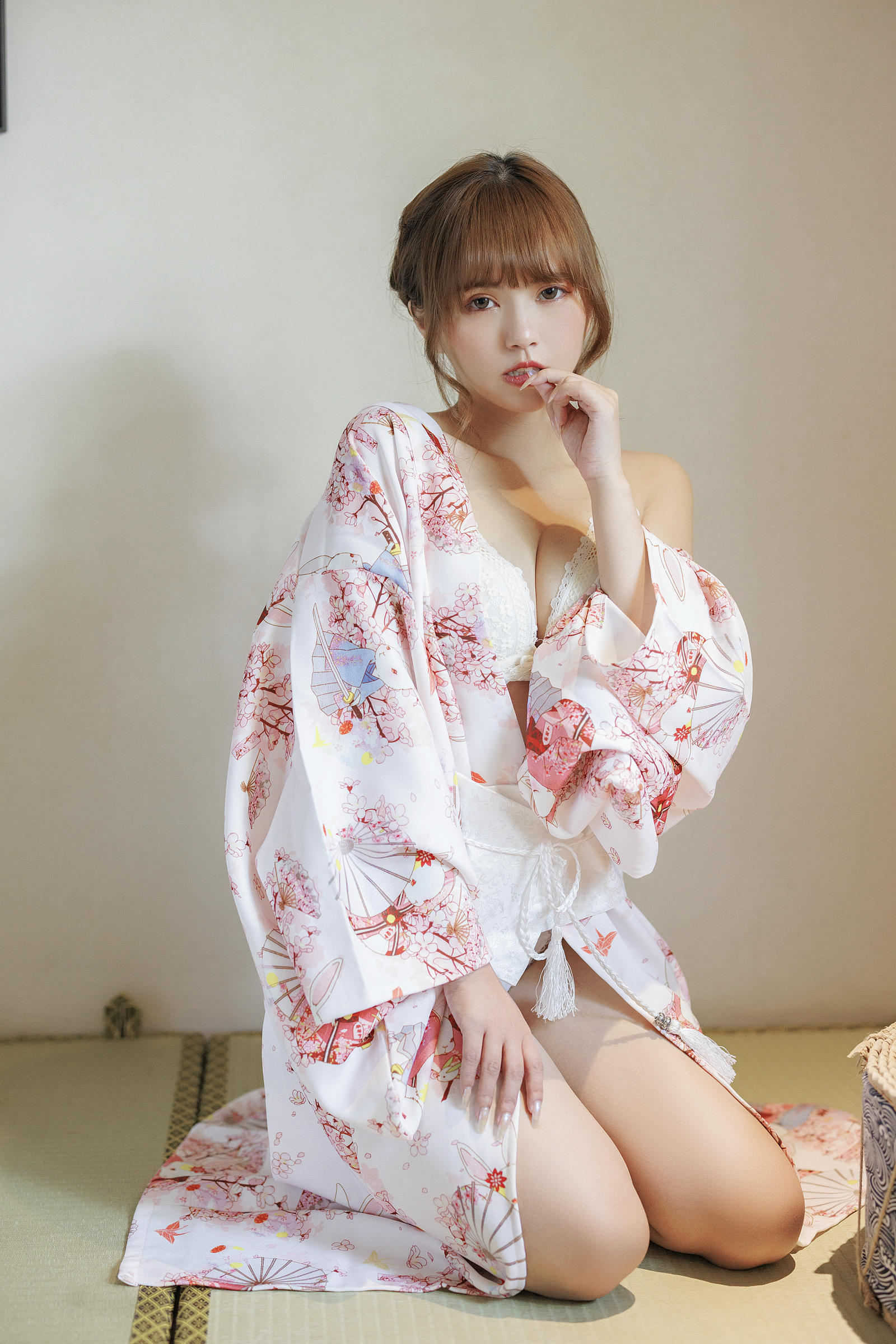 张思允Nice – 内购原版 樱花少女-看套图