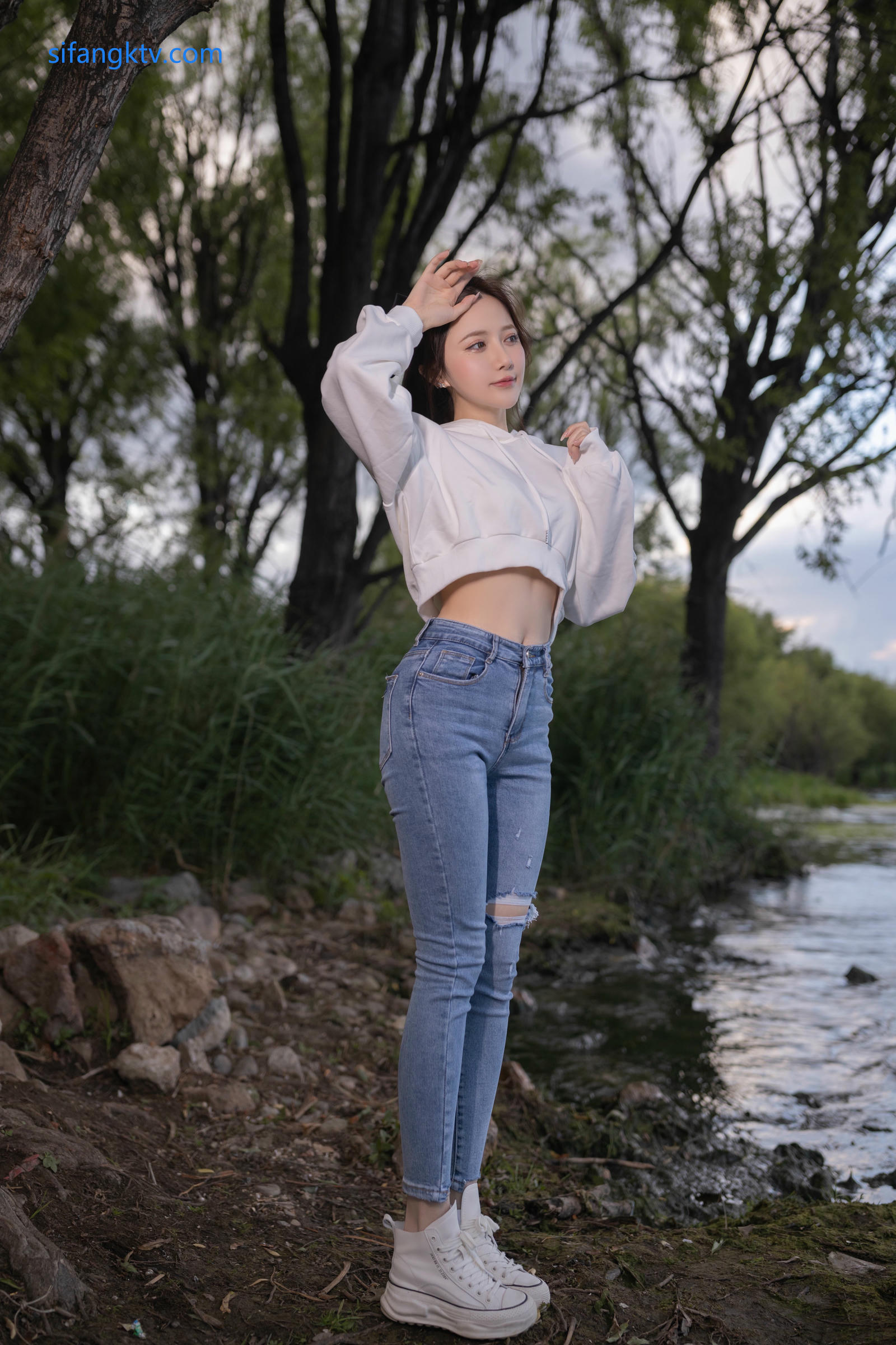 图片[4]Xiuren秀人写真高清美女套图写真下载-看套图鱼子酱Fish 内购原版- NO.033 真空露乳2Xiuren秀人写真高清美女套图写真下载-看套图看套图