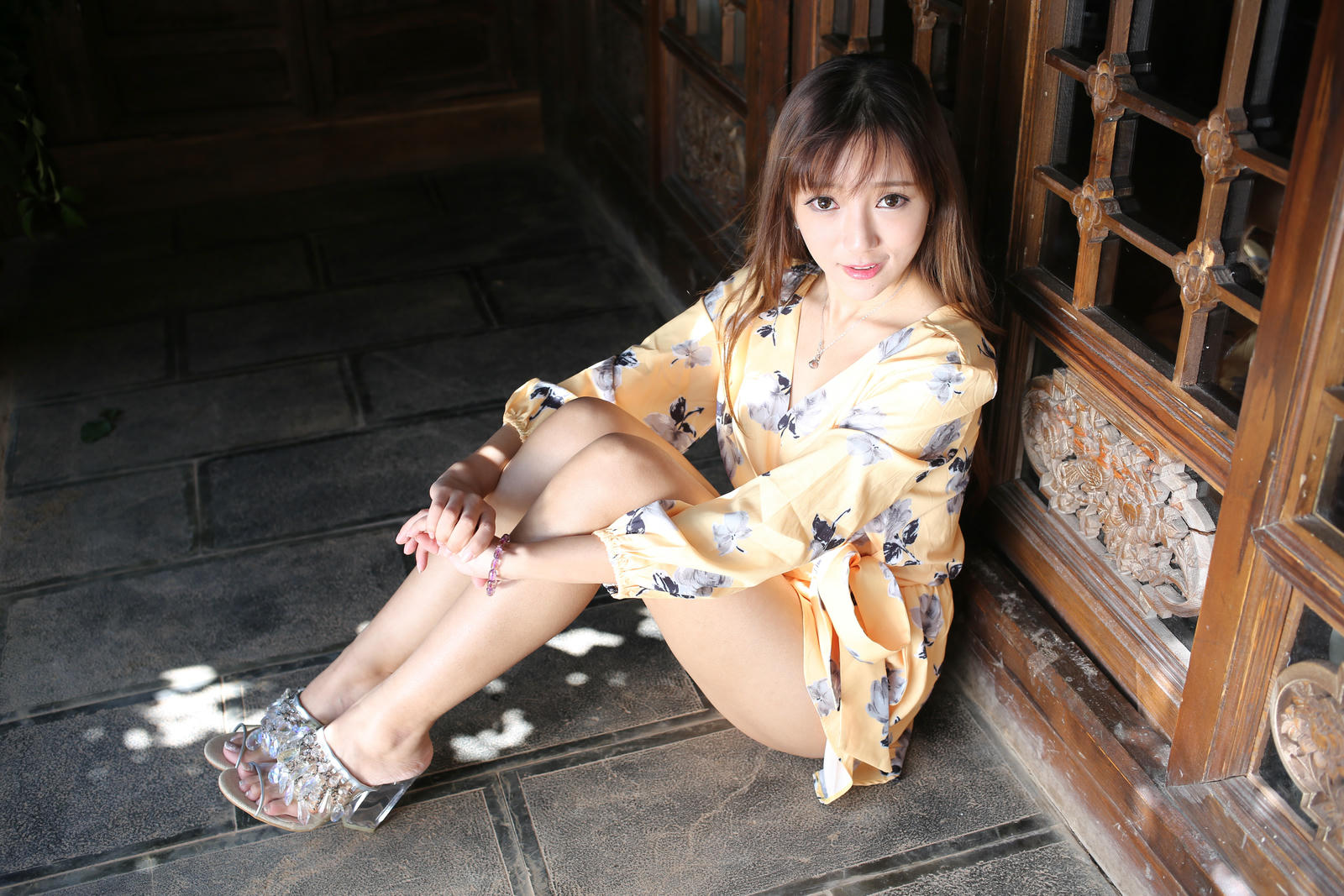图片[4]Xiuren秀人写真高清美女套图写真下载-看套图王馨瑶早期素颜写真 丽江旅拍 (4)Xiuren秀人写真高清美女套图写真下载-看套图看套图