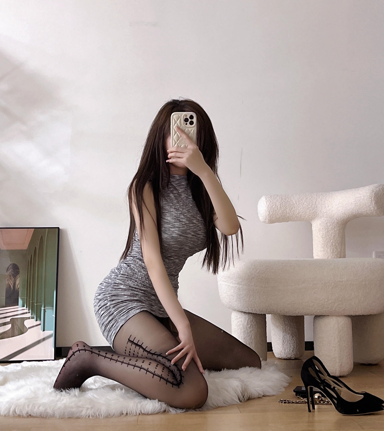图片[5]Xiuren秀人写真高清美女套图写真下载-看套图周妍希 – 内购原版 黑丝高跟Xiuren秀人写真高清美女套图写真下载-看套图看套图