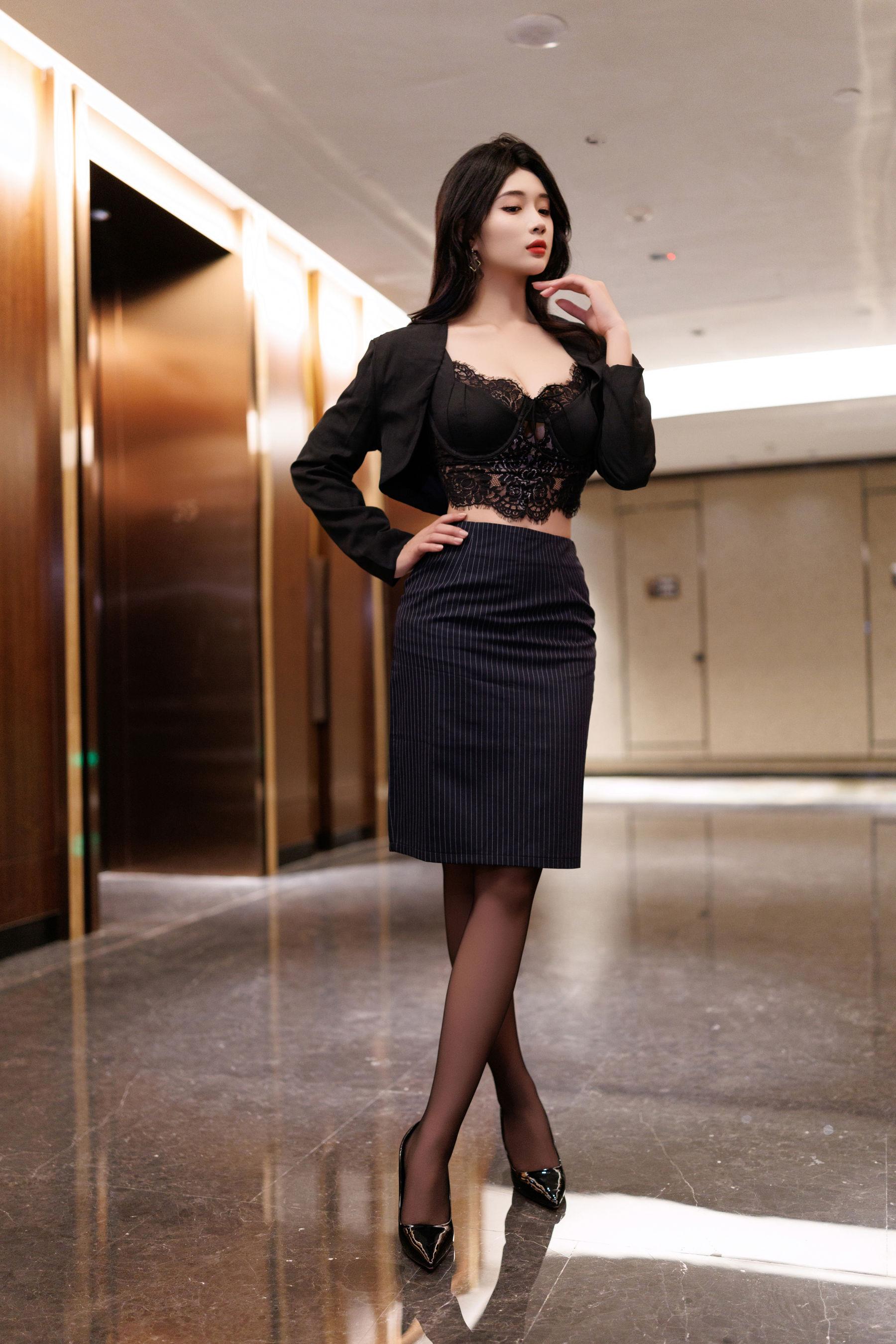 图片[3]Xiuren秀人写真高清美女套图写真下载-看套图[内购原版] 南乔 诱人私拍福利 御姐风Xiuren秀人写真高清美女套图写真下载-看套图看套图